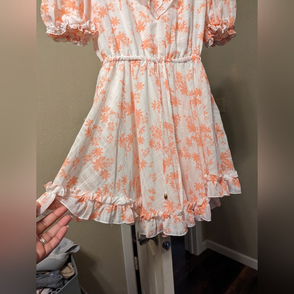 Gorgeous dress - Picture 8 of 10